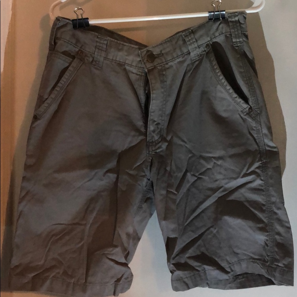 Men’s Carhartt relaxed fit shorts size 32